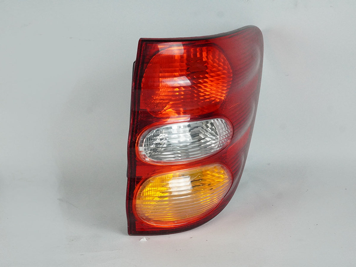 2001 - 2004 Toyota Sequoia Taillight Brake Stop Taillamp Right Passenger OEM