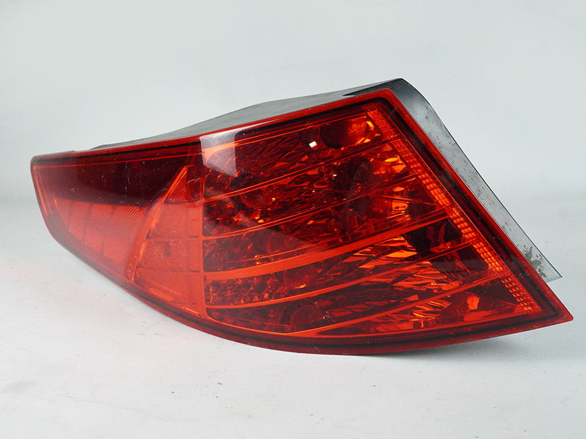 2011 - 2013 Kia Optima Taillight Brake Stop Taillamp Left Driver 924014C OEM