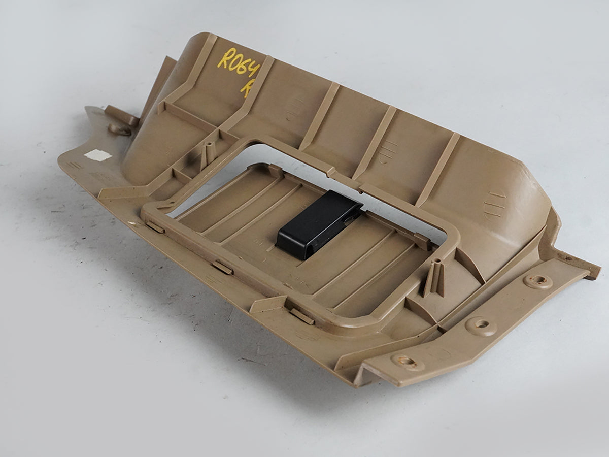1999 - 2002 Land Rover Discovery 2 Ii Cover Panel Trim Seat Panel Awr3428 Unit