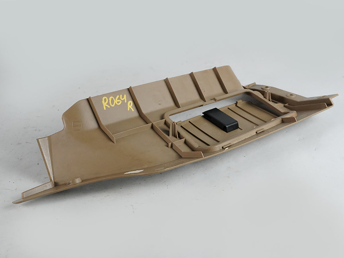 1999 - 2002 Land Rover Discovery 2 Ii Cover Panel Trim Seat Panel Awr3428 Unit