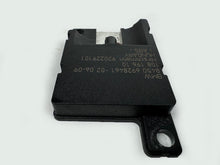 Load image into Gallery viewer, 2006 - 2010 BMW 5 SERIES E61 BLUETOOTH ANTENNA AMPLIFIER MODULE 84506928461 OEM, in stock