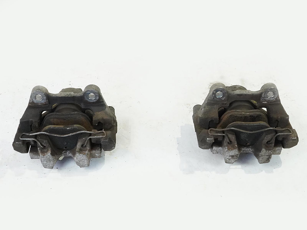2010 - 2017 Mercedes Benz E Class C207 Caliper Brake Stop W Pads Rear Left Right