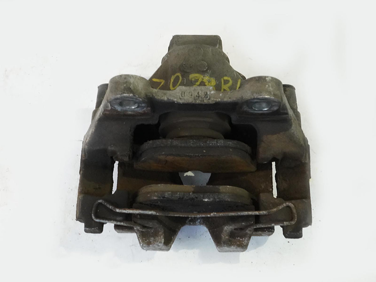 2010 - 2017 Mercedes Benz E Class C207 Caliper Brake Stop W Pads Rear Left Right