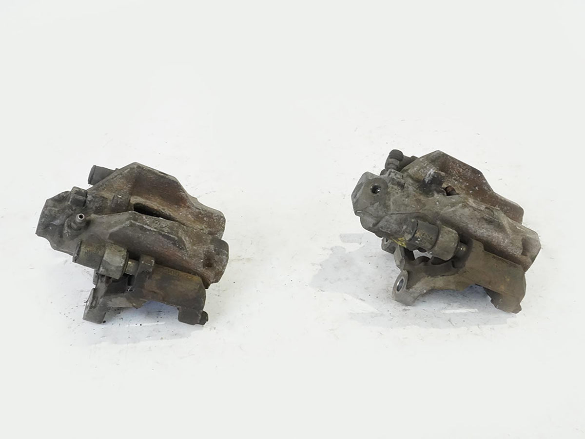 2010 - 2017 Mercedes Benz E Class C207 Caliper Brake Stop W Pads Rear Left Right