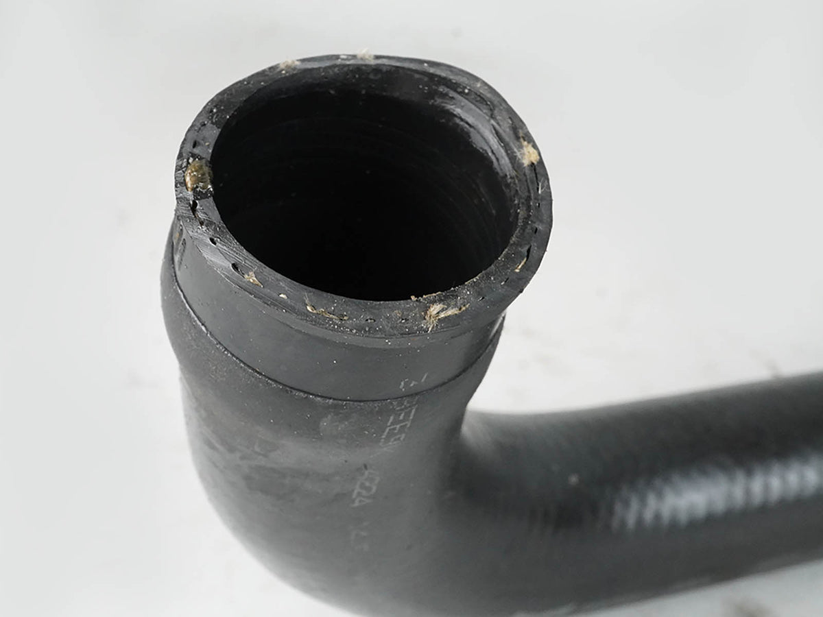 2000 - 2002 Jaguar Xk8 Convertible 4.0L Hose Tube Pipe Coolant Cooling Unit OEM