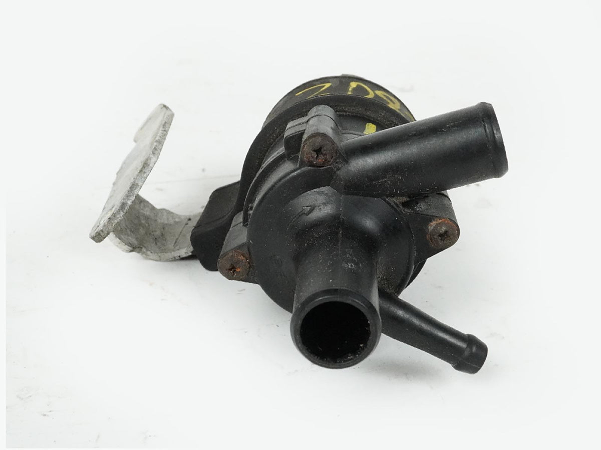 1998 - 2002 Mercedes Benz E Class W210 Auxiliary Aux Water Coolant Pump OEM