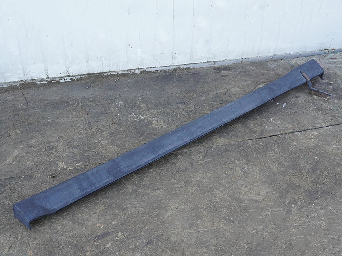 2000 - 2002 Land Rover Discovery 2 Ii Rocker Skirt Panel Cover Passenger Right