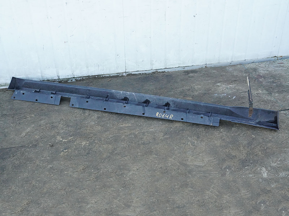 2000 - 2002 Land Rover Discovery 2 Ii Rocker Skirt Panel Cover Passenger Right
