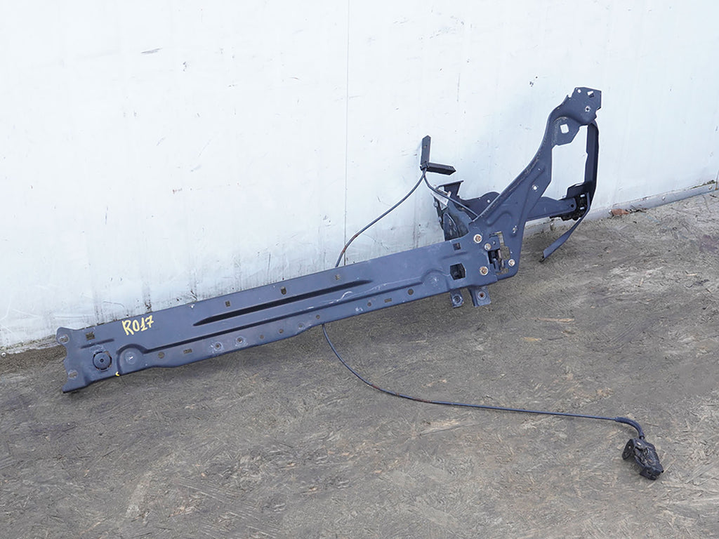  2008 - 2011 Mercedes Benz C Class W204 Bracket Support Headlight Radiator Left, price