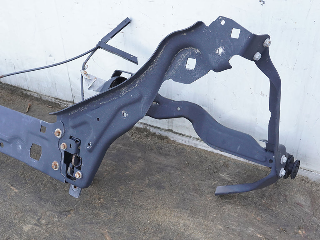  2008 - 2011 Mercedes Benz C Class W204 Bracket Support Headlight Radiator Left, in stock