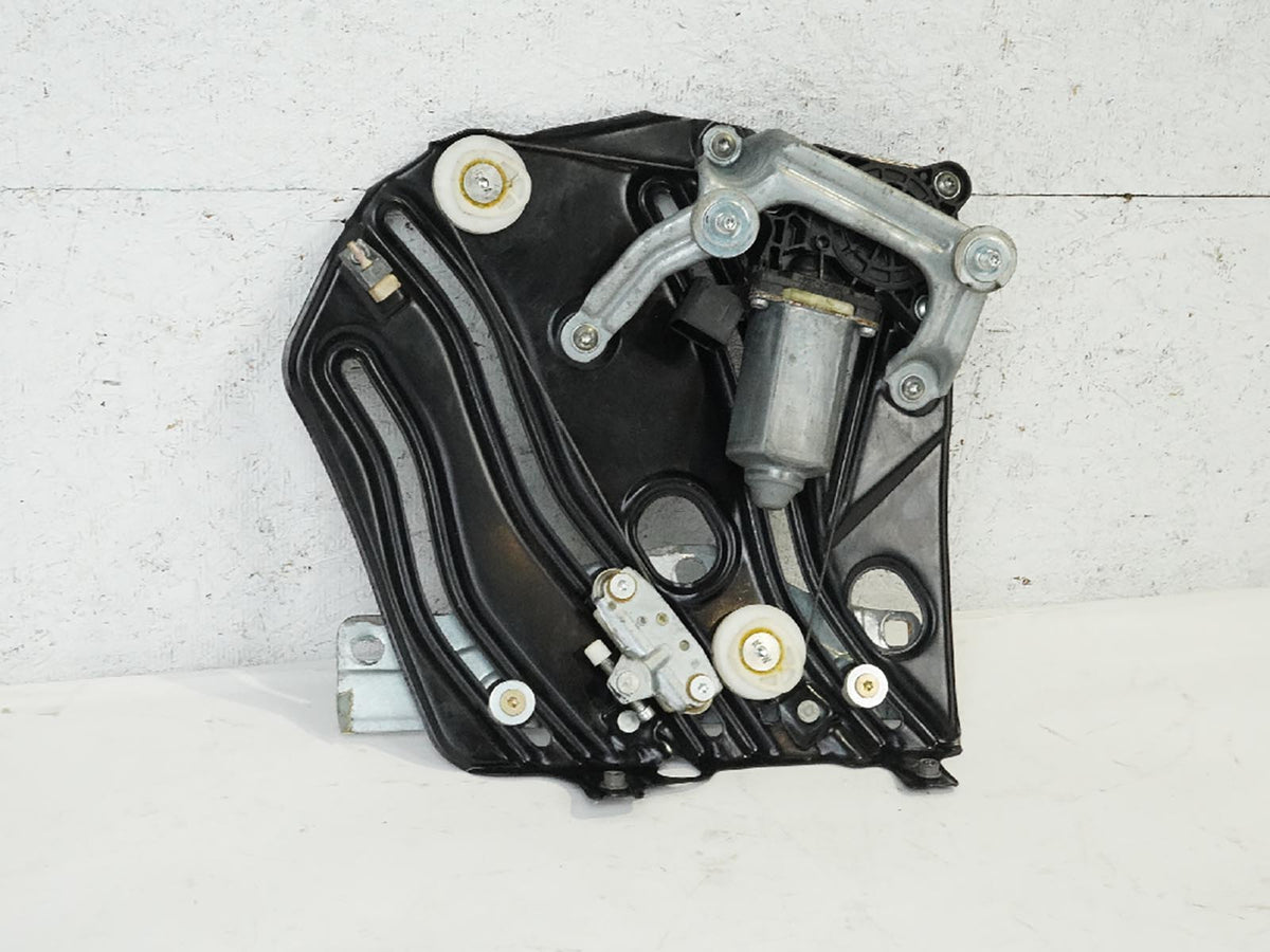 03-12 Mercedes Benz SL500 R230 Quarter Window Regulator Motor Right A2306700203