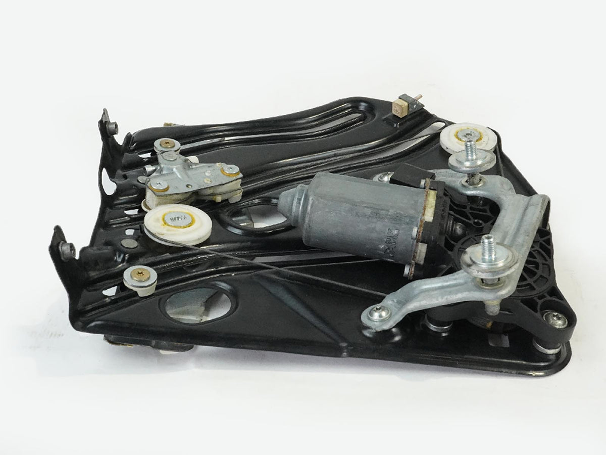 03-12 Mercedes Benz SL500 R230 Quarter Window Regulator Motor Right A2306700203