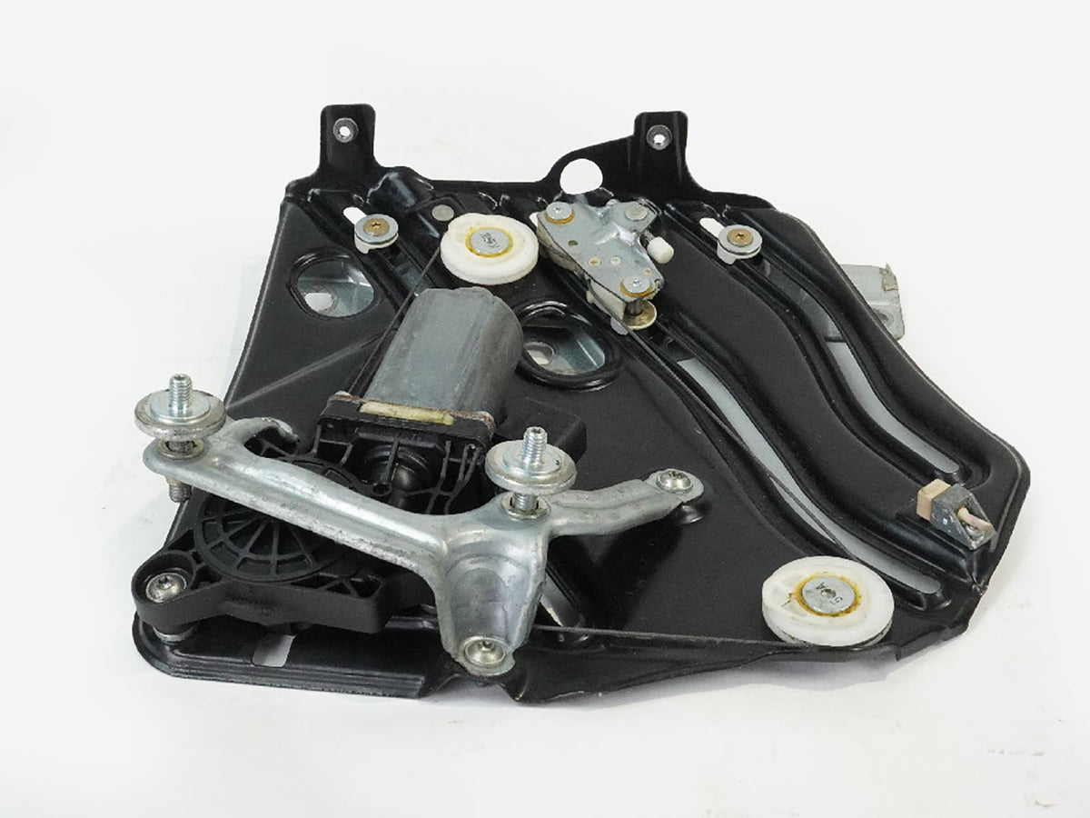 03-12 Mercedes Benz SL500 R230 Quarter Window Regulator Motor Right A2306700203