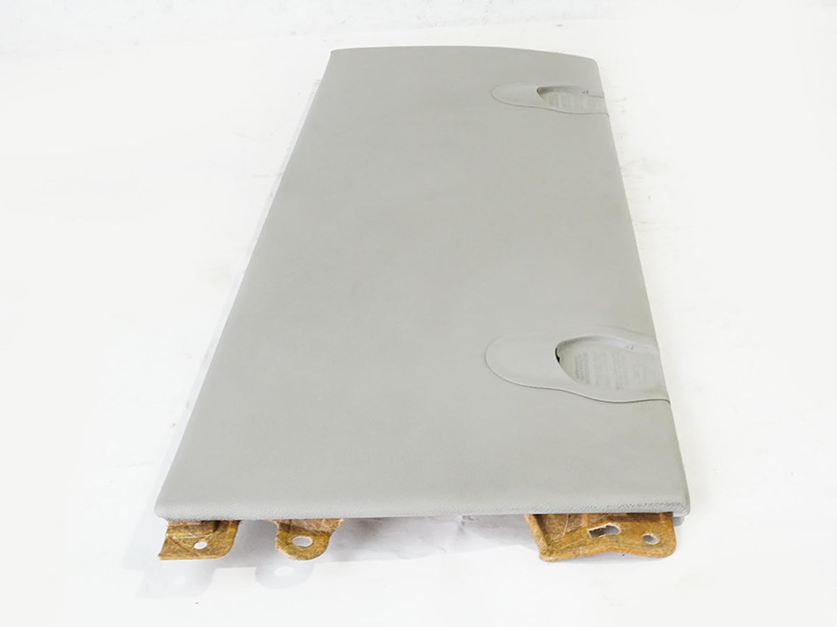 2003 - 2006 Mercedes Benz Sl Class R230 Panel Cover Trim Rear Center E038165111