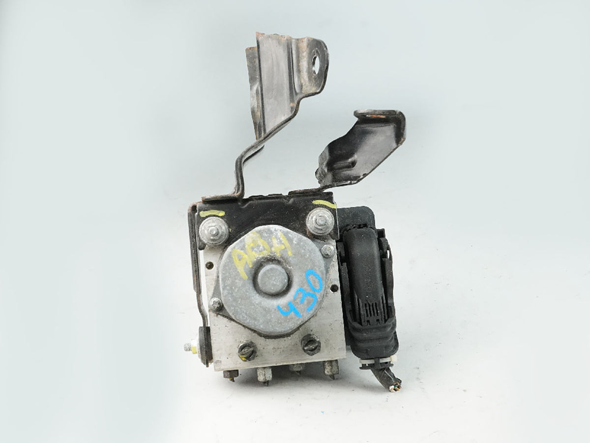 2016 - 2017 Nissan Altima Abs Anti Lock Brake Actuator Pump Module Unit OEM