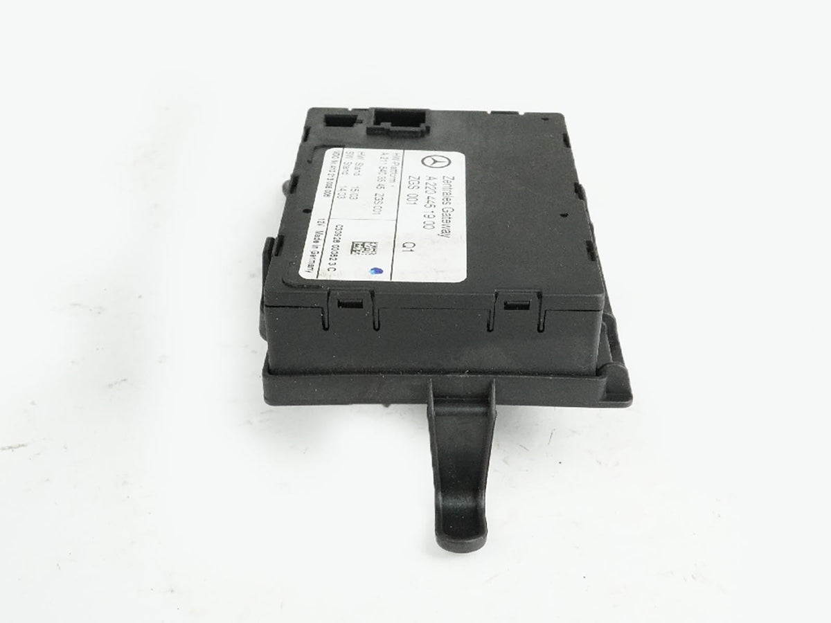 2003 - 2006 Mercedes Benz Sl Class R230 Central Gateway Control Module Unit OEM