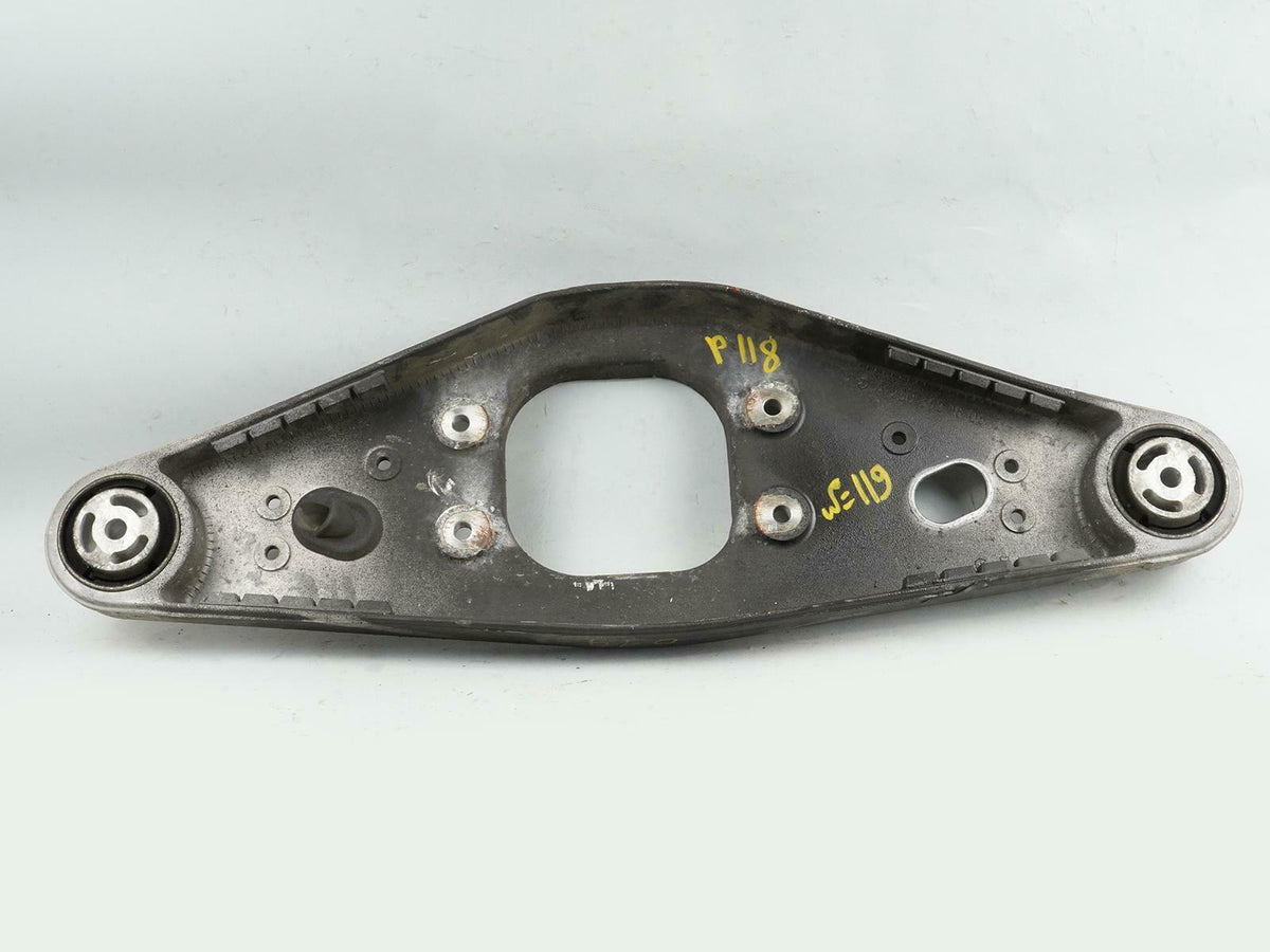 06-11 Mercedes R350 R230 W251 Carrier Brace Bracket Rear Unit 2303521806 OEM