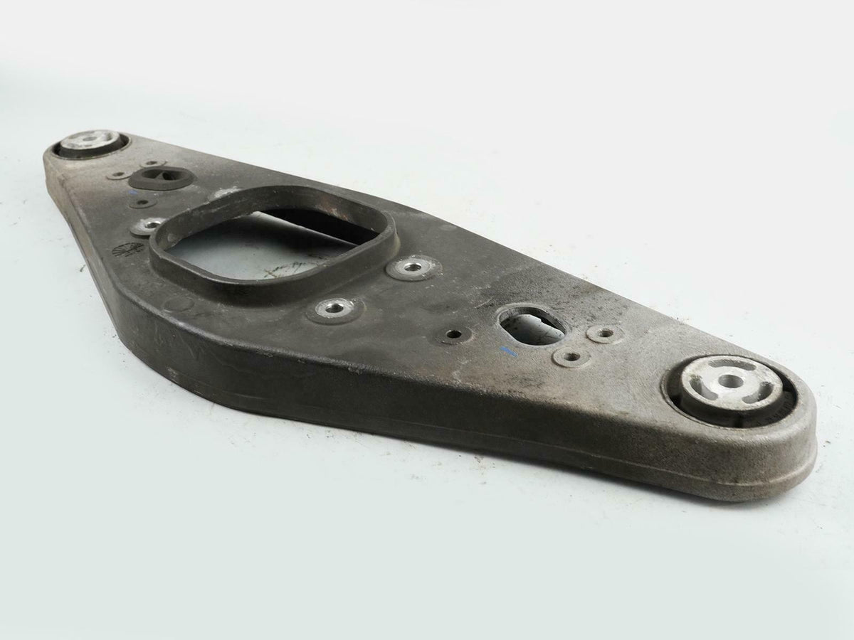 06-11 Mercedes R350 R230 W251 Carrier Brace Bracket Rear Unit 2303521806 OEM