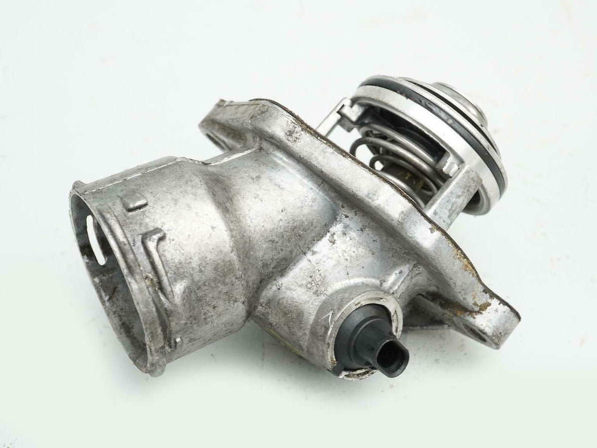 2008 - 2011 Mercedes Benz C Class W204 C300 Thermostat Housing Coolant Engine