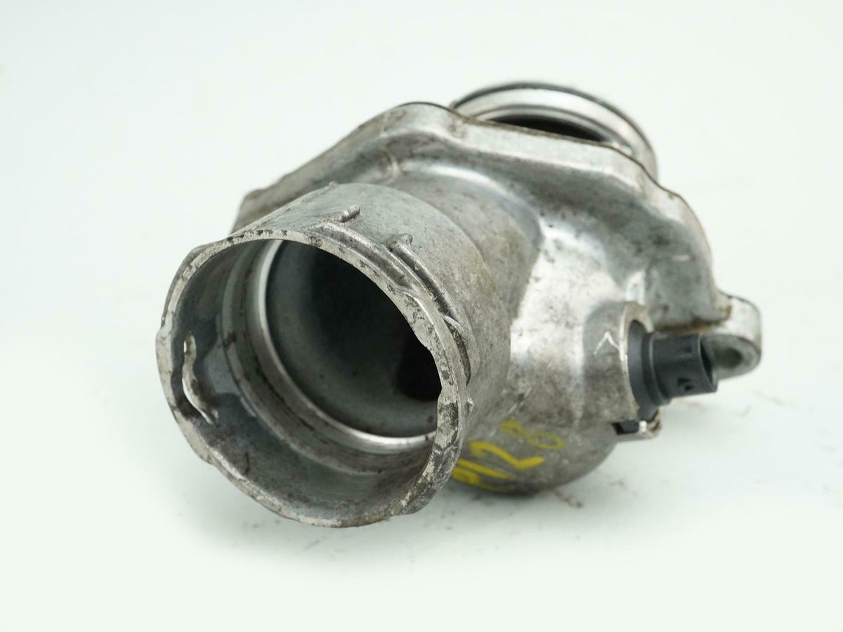 2008 - 2011 Mercedes Benz C Class W204 C300 Thermostat Housing Coolant Engine