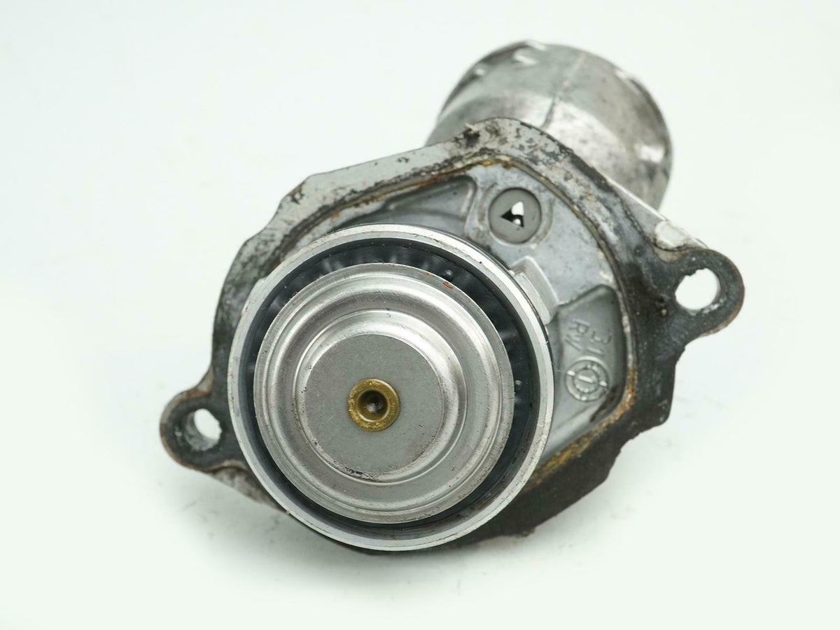 2008 - 2011 Mercedes Benz C Class W204 C300 Thermostat Housing Coolant Engine
