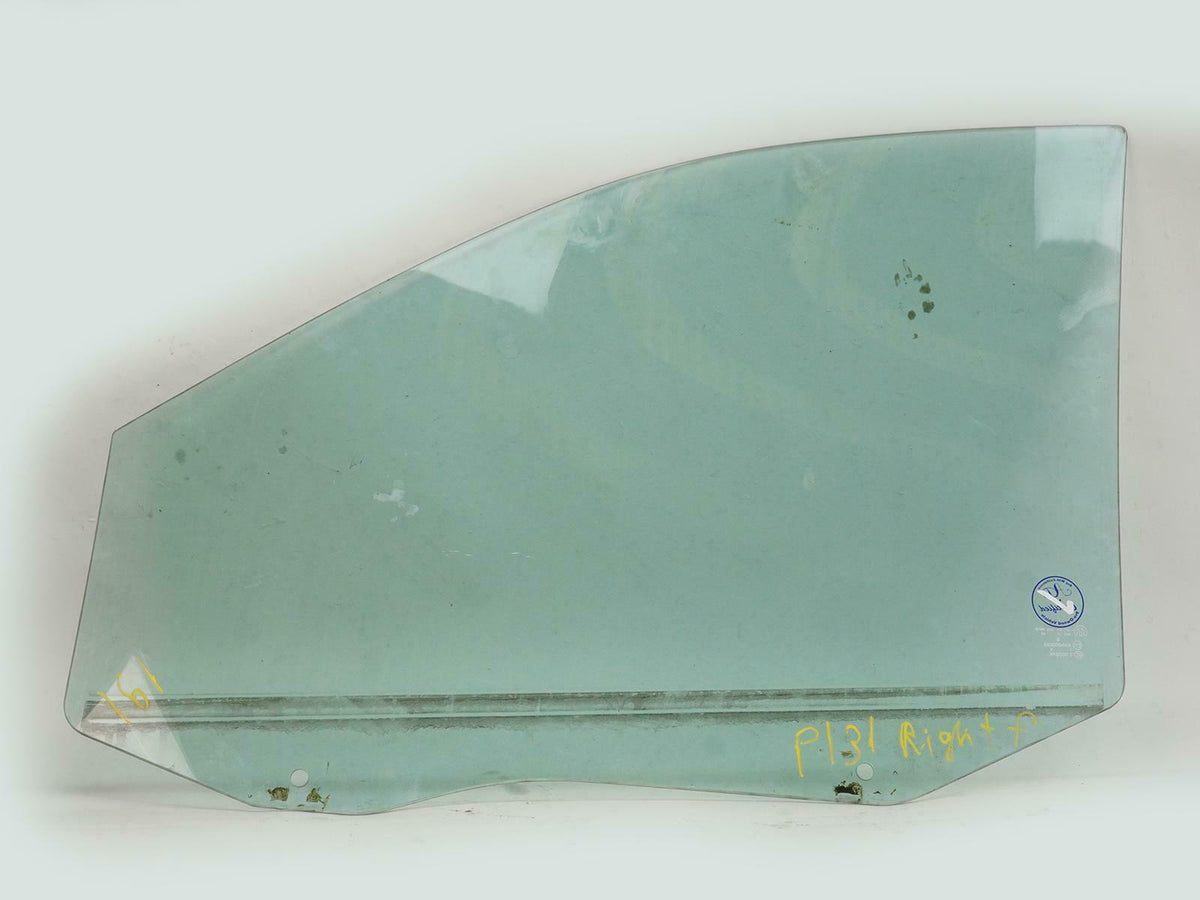 2008 - 2020 Dodge Caravan Door Window Glass Front Passenger Side 4894610AB OEM