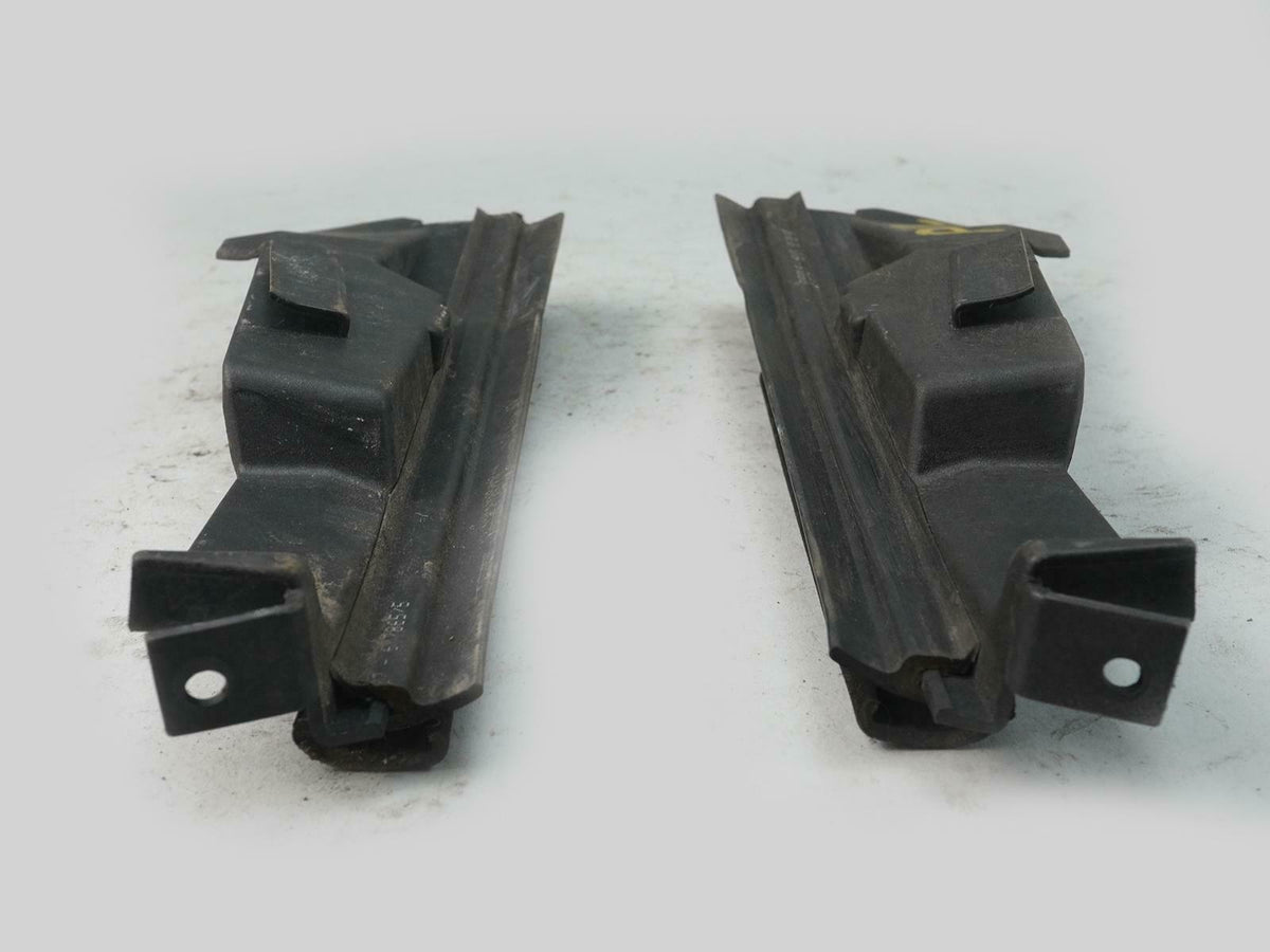 97-04 Mercedes SLK230 SLK320 R170 Quarter Glass Support Brace LH RH 1706390243