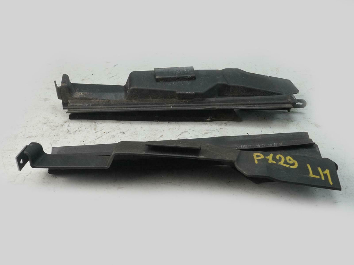 97-04 Mercedes SLK230 SLK320 R170 Quarter Glass Support Brace LH RH 1706390243