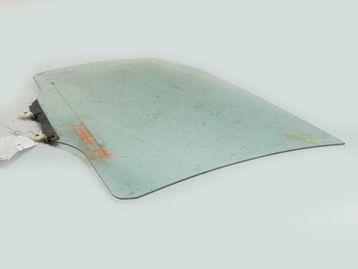 2002 - 2007 Mitsubishi Lancer Door Window Glass Moveable Rear Right MR556050 OEM