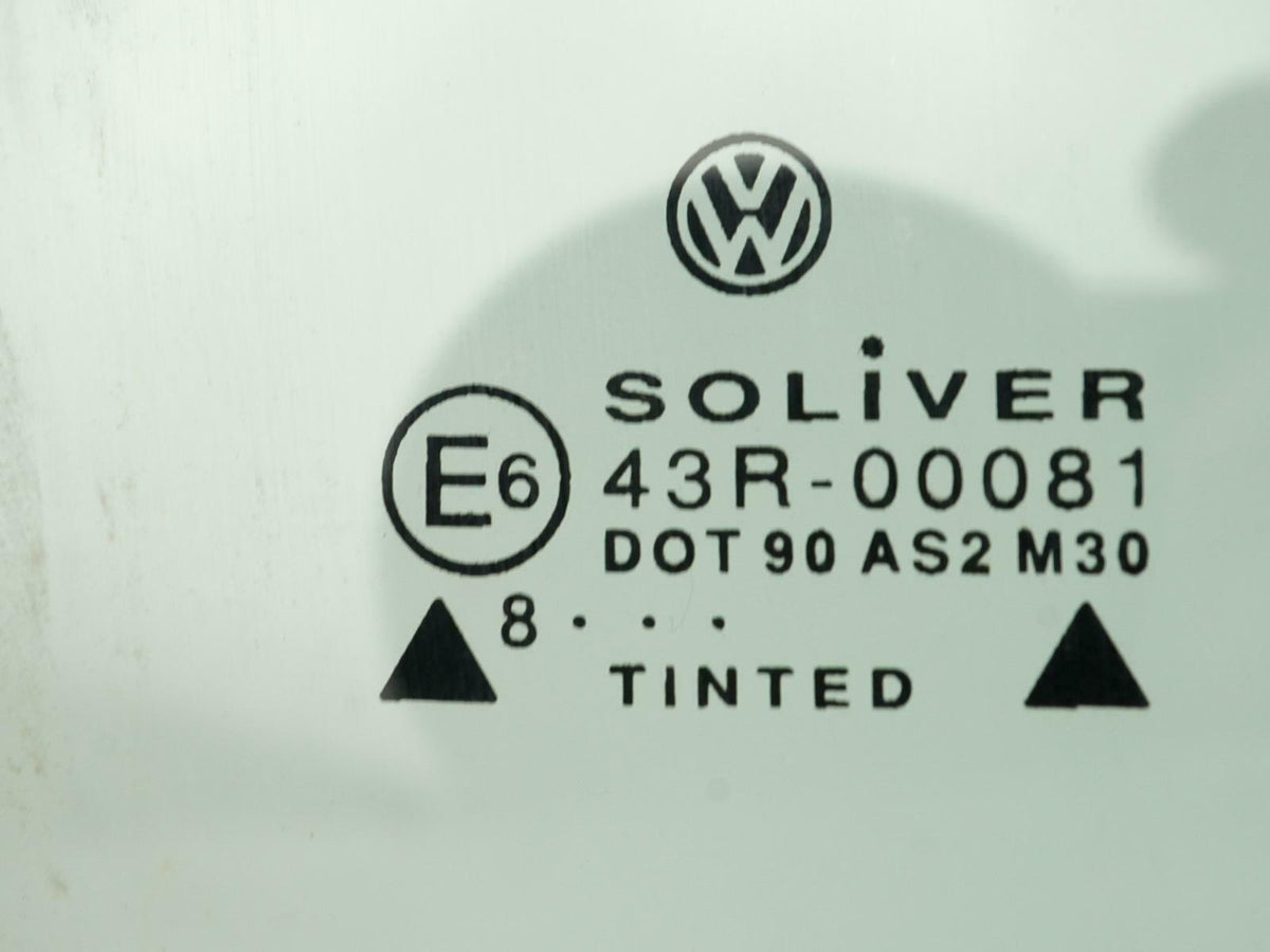 1998 - 2005 Volkswagen Passat Sedan Glass Window Door Rear Right 3B5845026 OEM