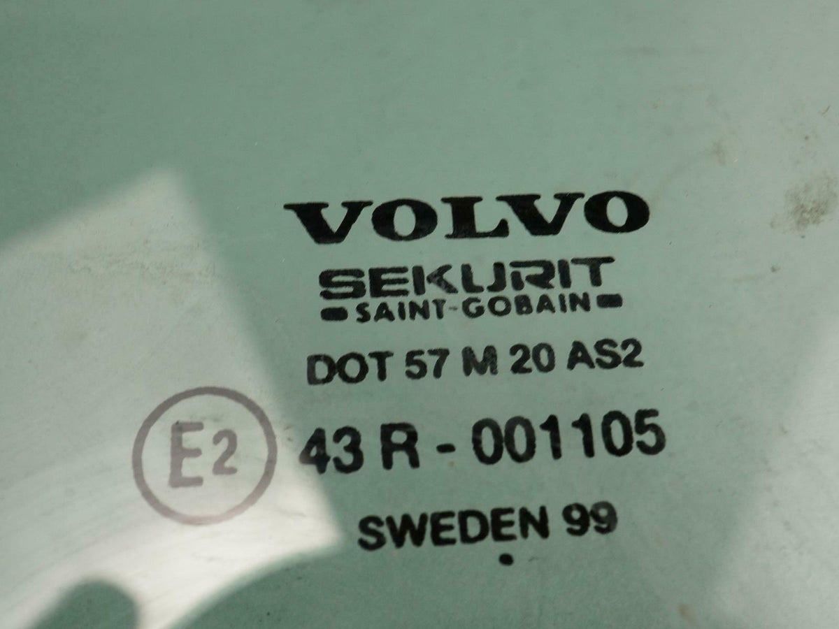1998 - 2000 Volvo S70 Sedan 4dr Door Window Glass Rear Driver 94846011 OEM