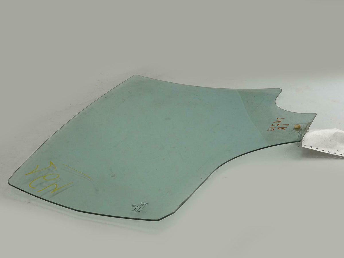 1998 - 2005 Volkswagen Passat Sedan Door Window Glass Rear Left 3B5845025 OEM