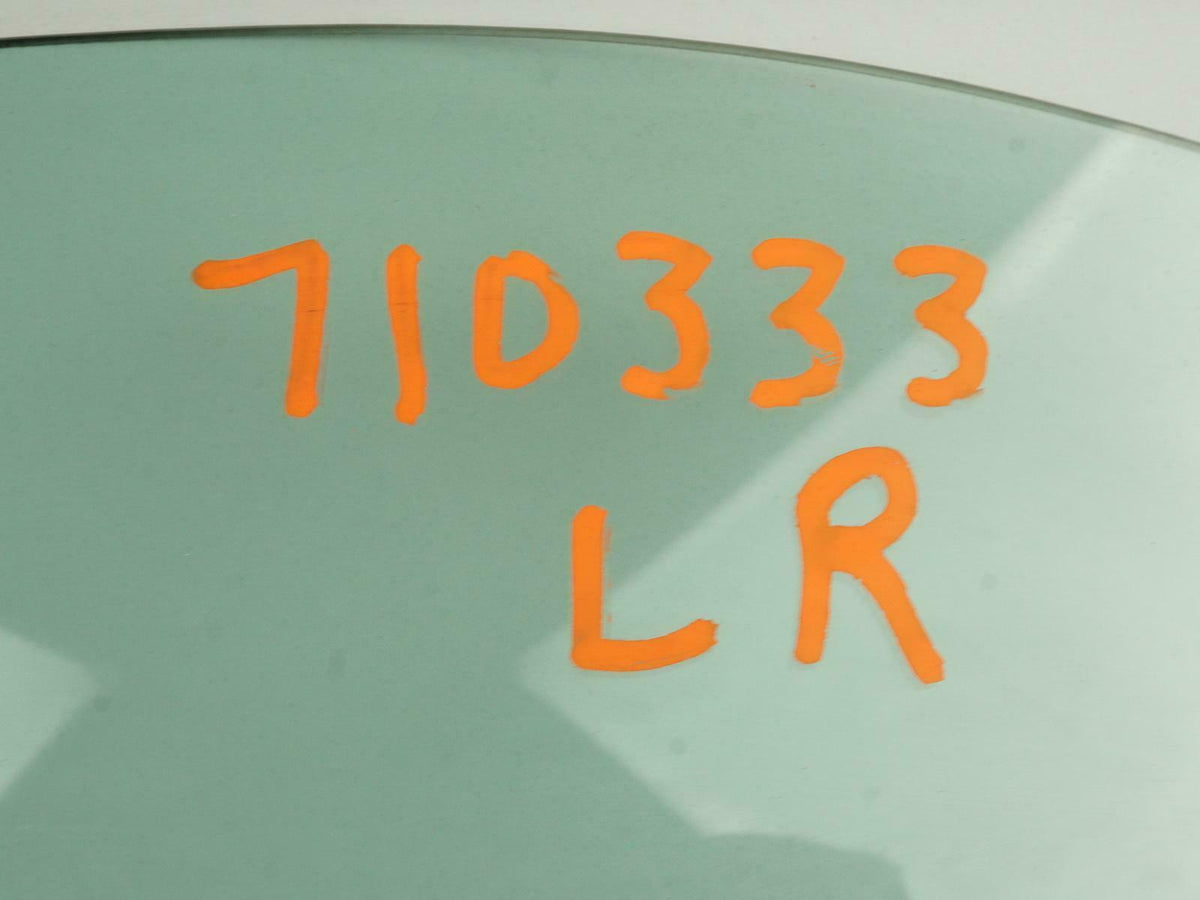 94-00 Mercedes C220 C280 C36 C43 W202 Door Window Glass Left Rear 2027300318 OEM