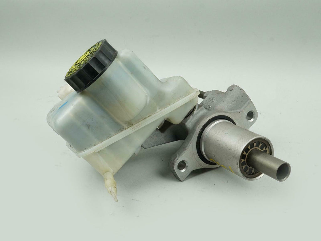  2008 - 2013 Mercedes Benz C Class W204 Brake Cylinder Master W Reservoir OEM, price