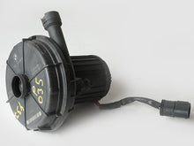 Load image into Gallery viewer, 2002 - 2006 BMW 3 SERIES E46 325 AIR SMOG EMISSION INJECTION PUMP 750621004 OEM, buy