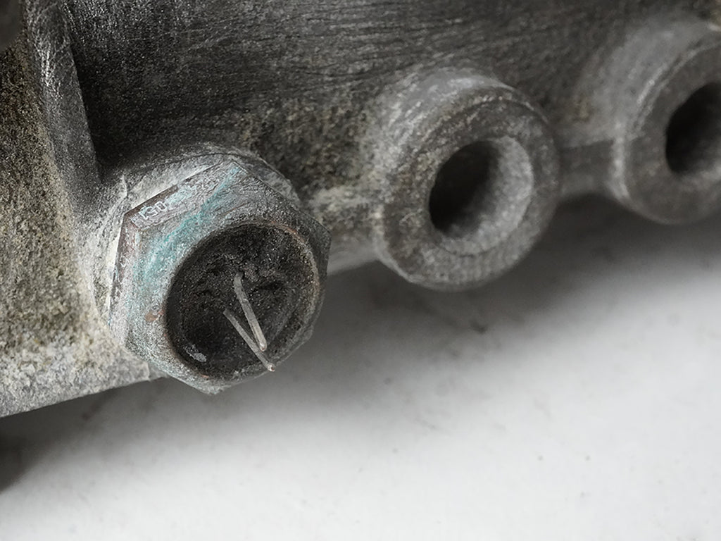  1994 - 1997 Mercedes Benz C Class W202 Thermostat Engine Housing Cooling OEM, used