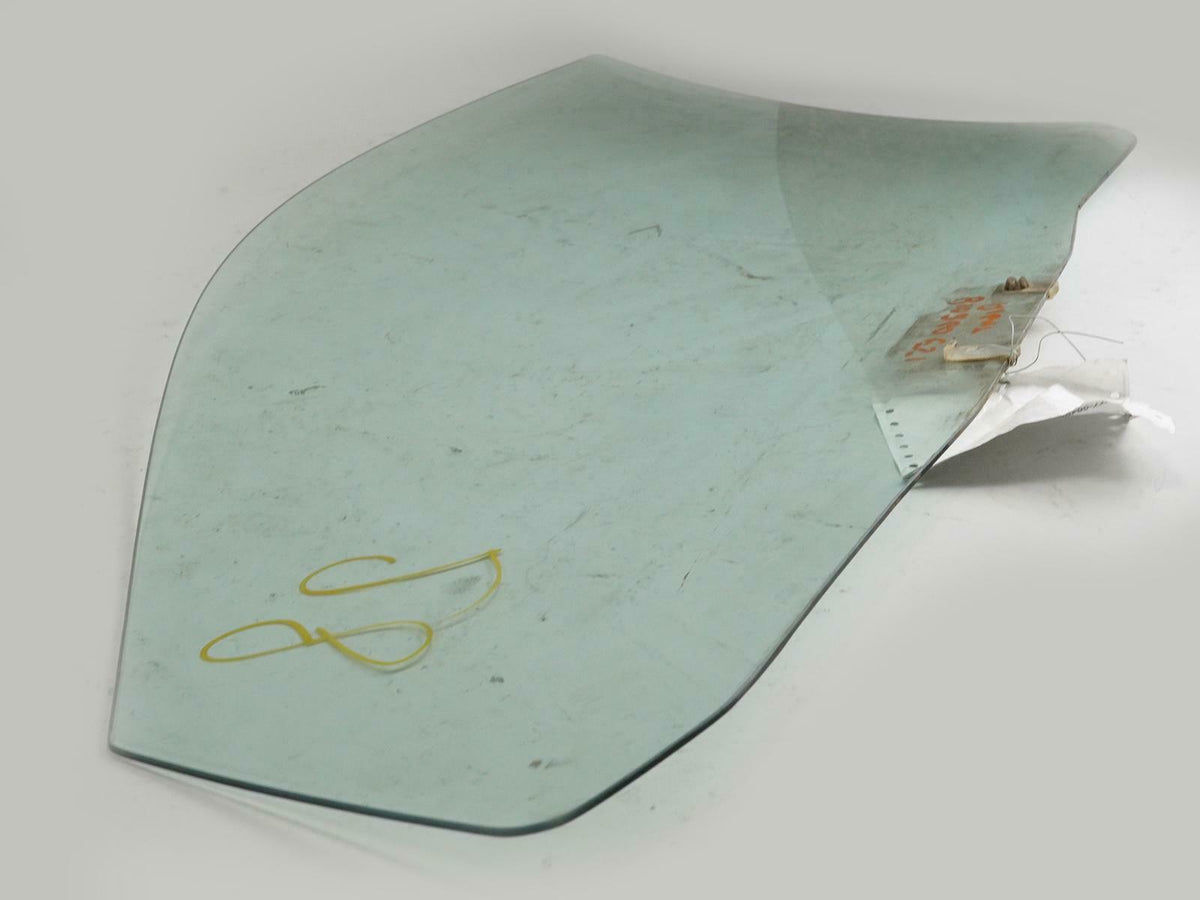 1997 - 2002 Mitsubishi Mirage 2dr Door Window Glass Front Passenger MR236668 OEM