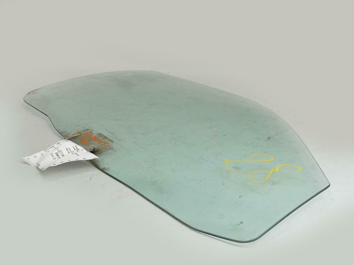 1997 - 2002 Mitsubishi Mirage 2dr Door Window Glass Front Passenger MR236668 OEM