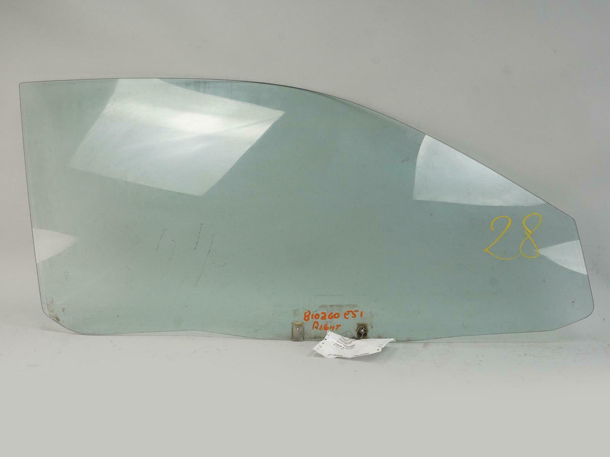 1997 - 2002 Mitsubishi Mirage 2dr Door Window Glass Front Passenger MR236668 OEM