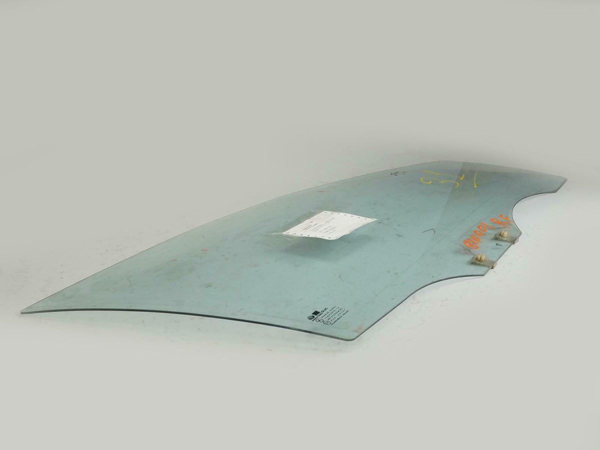 1997 - 2002 Daewoo Leganza Sedan Door Window Glass Front Passenger 96205241 OEM