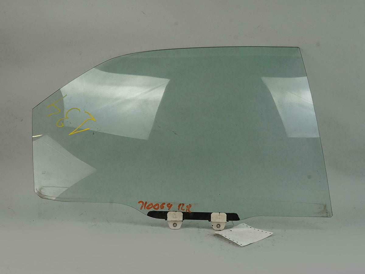 1994 - 1997 Honda Accord Sedan Door Glass Window Rear Passenger 73411SV4V50 OEM