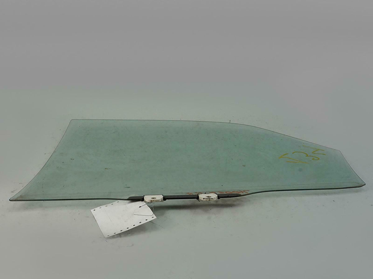 1994 - 1997 Honda Accord Sedan Door Glass Window Rear Passenger 73411SV4V50 OEM