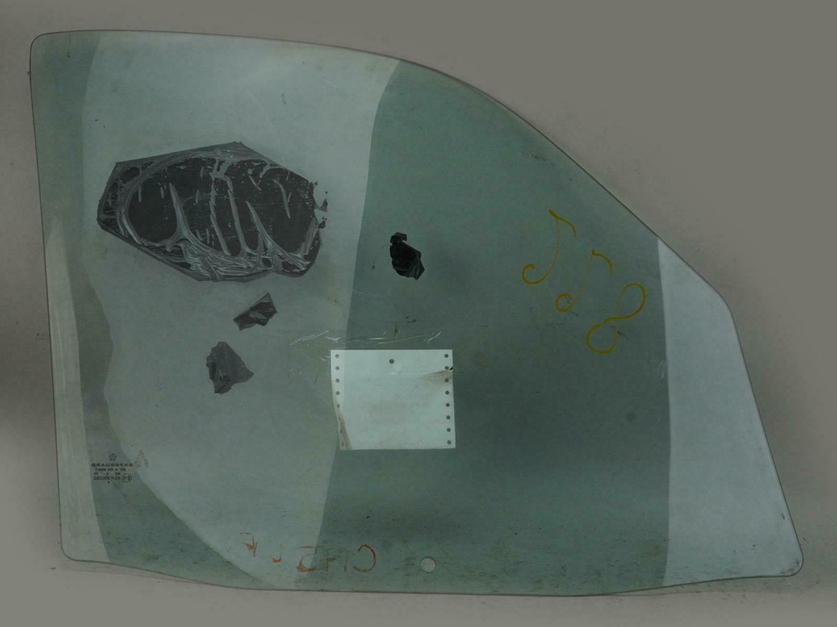 2006 - 2007 Jeep Liberty SUV 4dr Door Glass Window Front Driver 55360999AA OEM