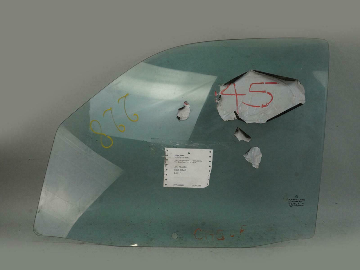 2006 - 2007 Jeep Liberty SUV 4dr Door Glass Window Front Driver 55360999AA OEM