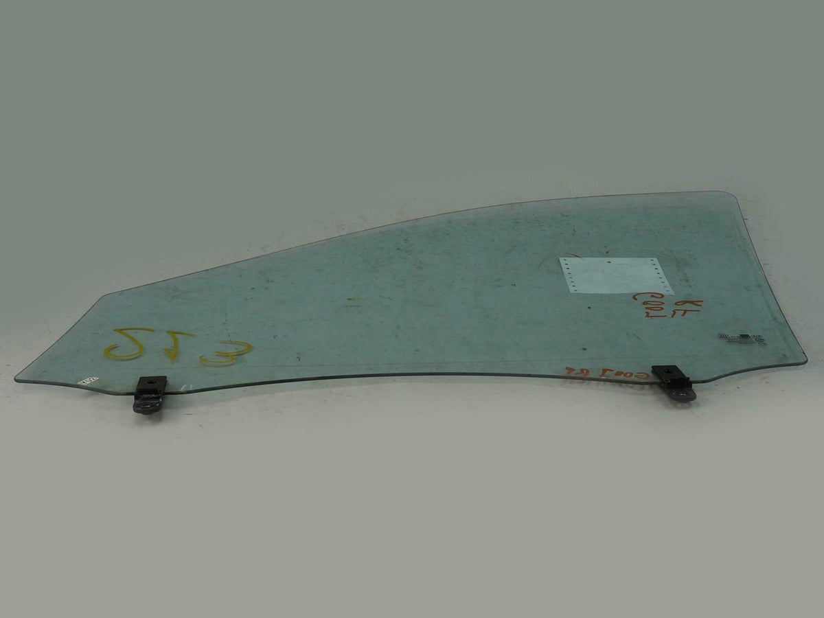 2003 - 2009 Kia Sorento 4dr Door Glass Window Front Passenger 824213E010 OEM