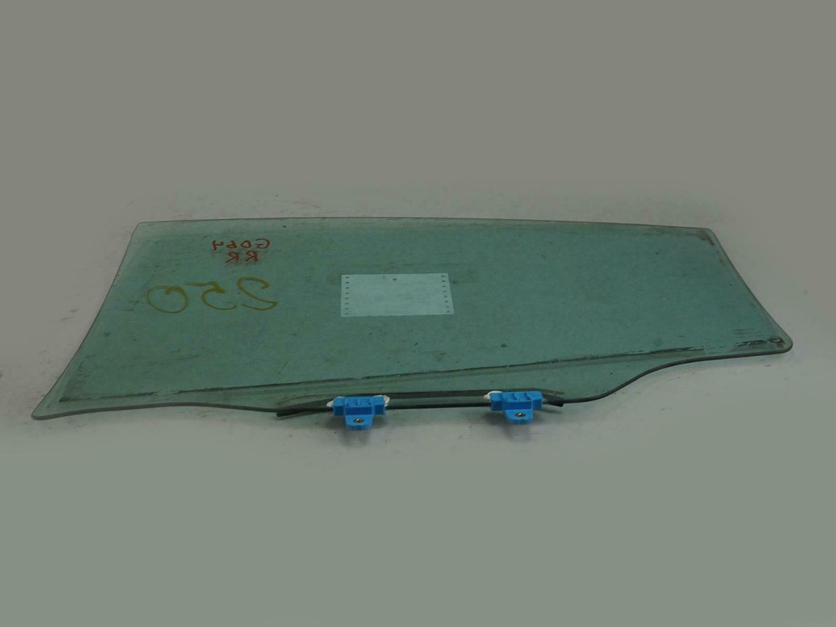 2004 - 2008 Nissan Maxima Sedan Door Window Glass Rear Passenger 823007Y000 OEM