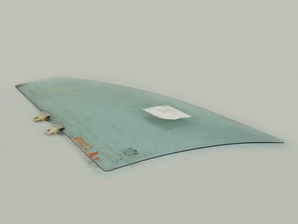 1996 - 2000 Hyundai Elantra Sedan Window Glass Door Front Left 8241029020 OEM