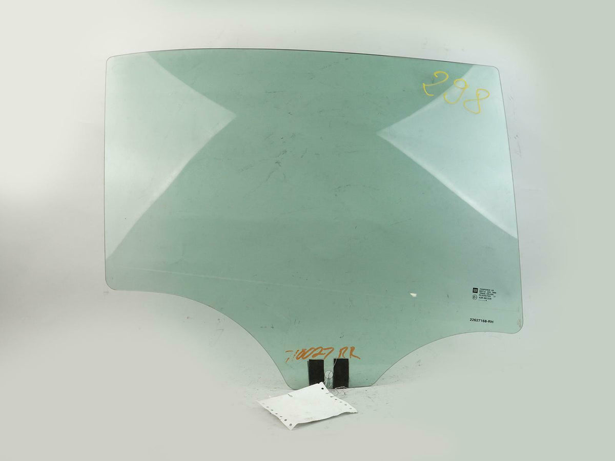 2004 - 2008 Chevrolet Malibu 4dr Door Window Glass Rear Passenger 22627168 OEM