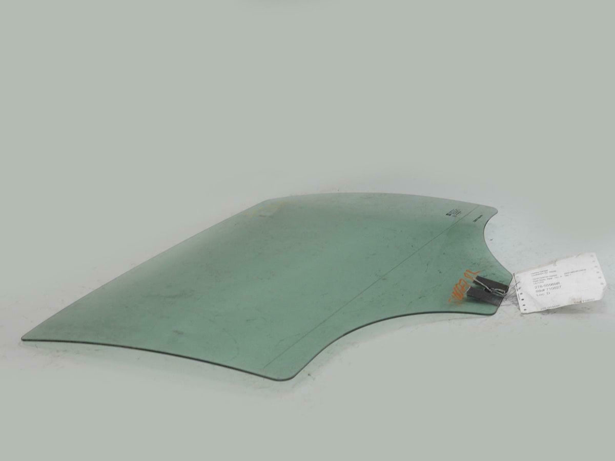 2004 - 2008 Chevrolet Malibu 4dr Door Window Glass Rear Passenger 22627168 OEM