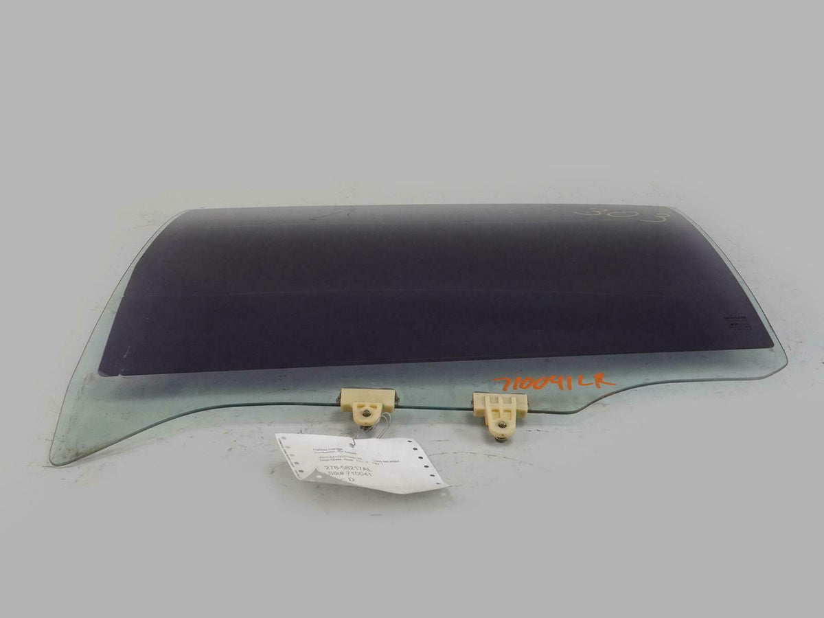 1995 - 1996 Nissan Maxima Sedan Door Window Glass Rear Driver 8230042U00 OEM